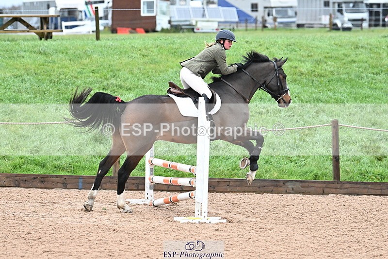 231203A-100432-00323 - Cls 14+15 Club and Schools 70cm