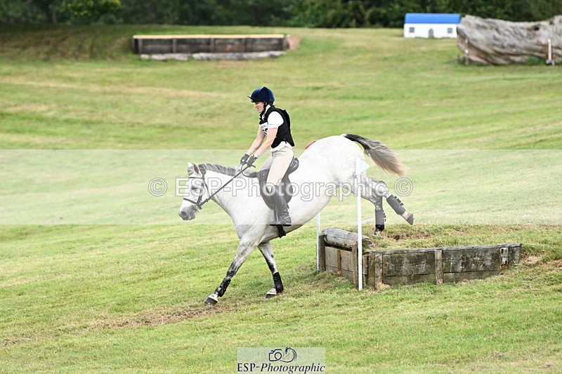 240825X-171757-37469 - 80cm XC 16.30 to 17.30