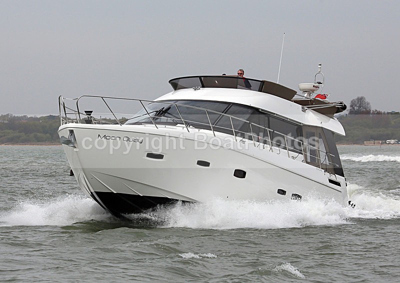 140417 MOON QUAY SEALINE F42  WT7A6378 - Flybridge Cruisers