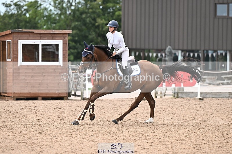 240828A-161655-01319 - Cls 5 Snr Foxhunter and 1.20m Open