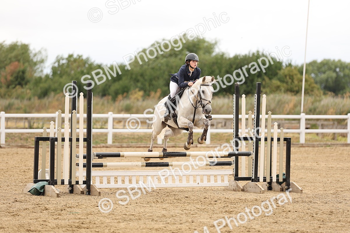 SBM_022990 - Class 1 - Clear Round