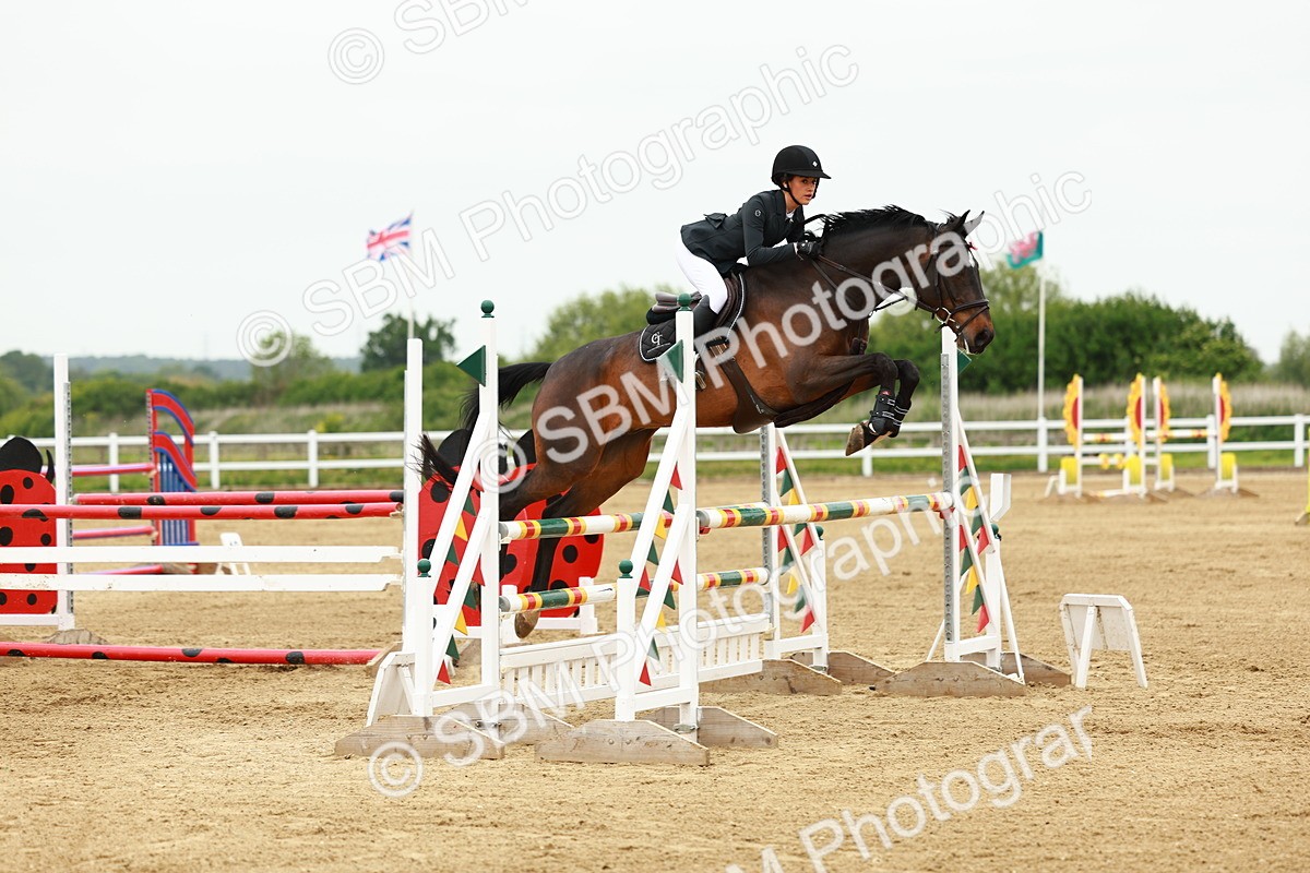 SBM_001114 - Class 4 - Senior Newcomers - 1.10m