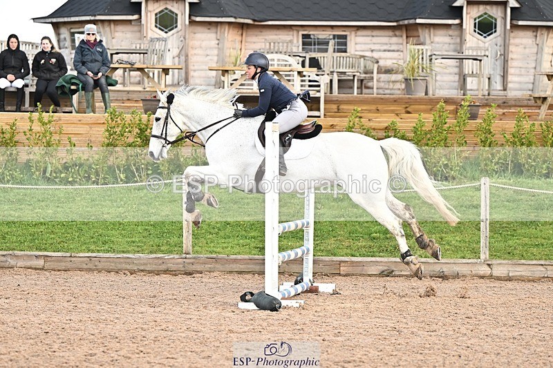 250416-095825-00166 - Cls 1 British Novice and 90cm