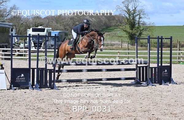 BPP_0031 - CLASS 19 SUN Senior British Novice/ 90cm Open