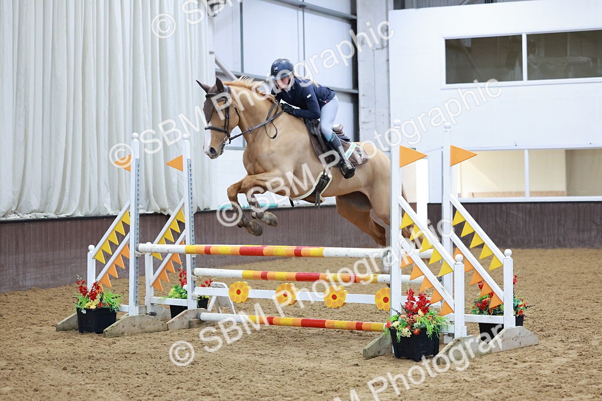 SBM_002724 - Class 9 - Equissage Pulse Senior BritiNovice/ 90cm Open