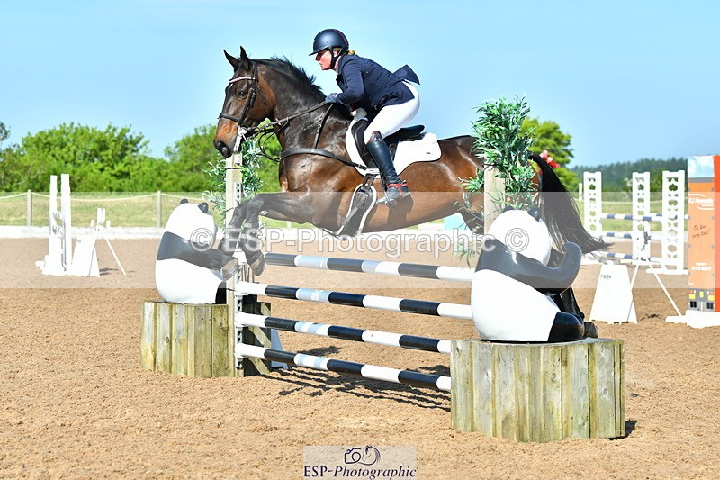 230527A-093217-03002 - Cls 13 Snr 1.05m + 1.10m Open