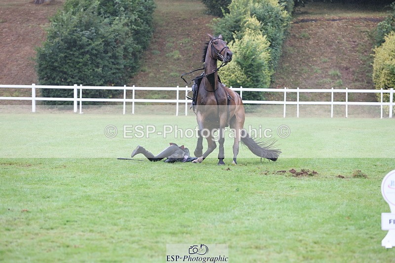 250830A-135648-06849 - Cls 16 Snr Newcomers and 1.10m Open