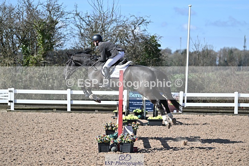 250314-113733-00357 - Cls 2 British Novice and 90cm