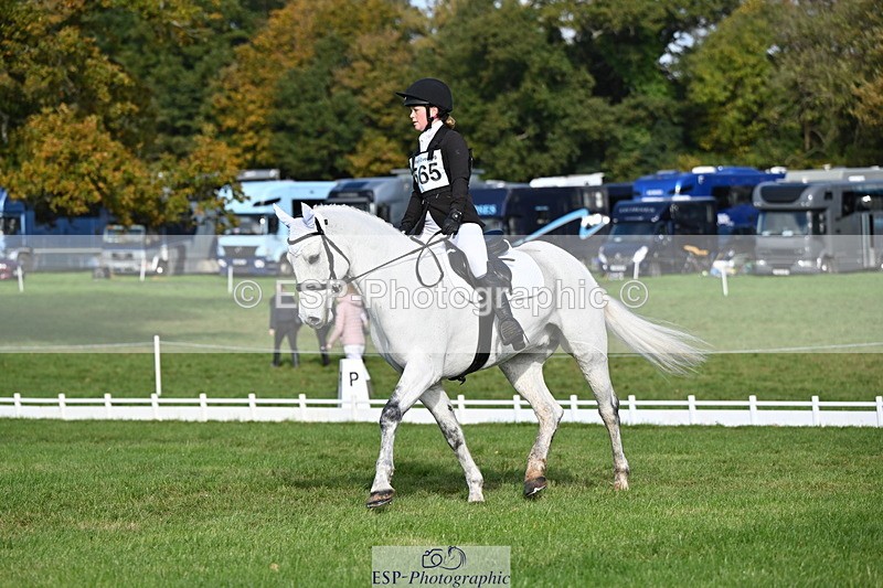 251024A-114300-09745 - G-565-Katie.Maddox