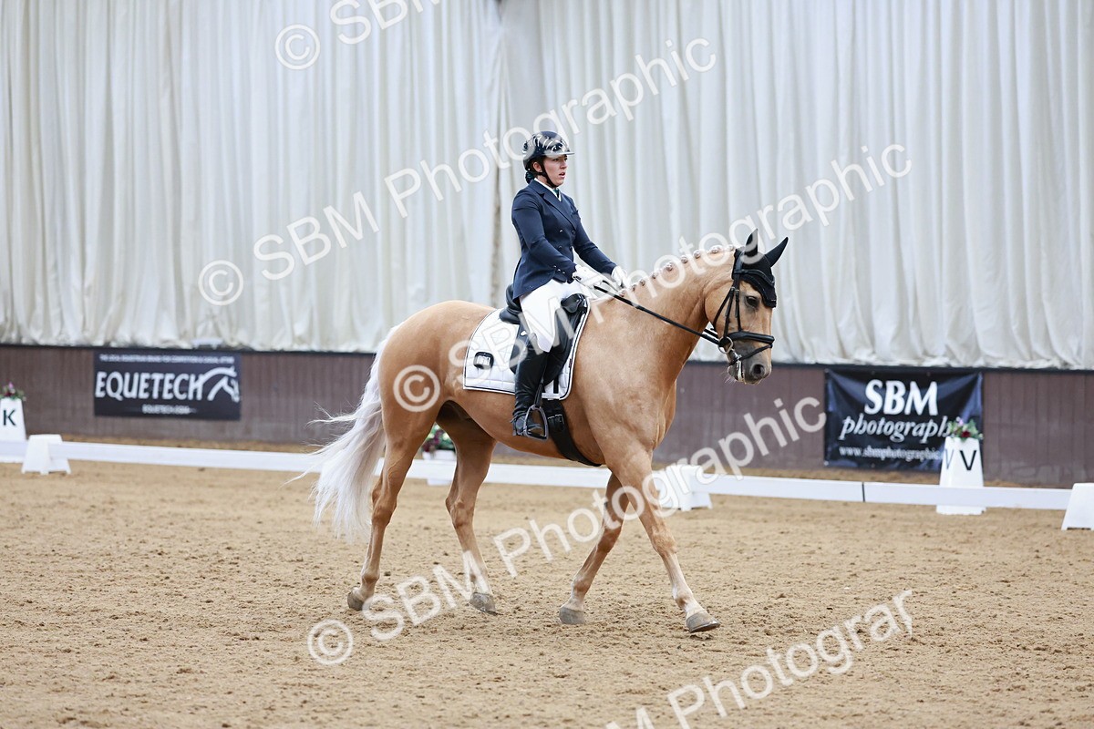 SBM_008713 - Class 6b - Novice 6 - 11.02-12.19