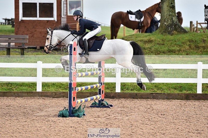 231203A-121030-01119 - Cls 5 Foxhunter & 1.10m Open