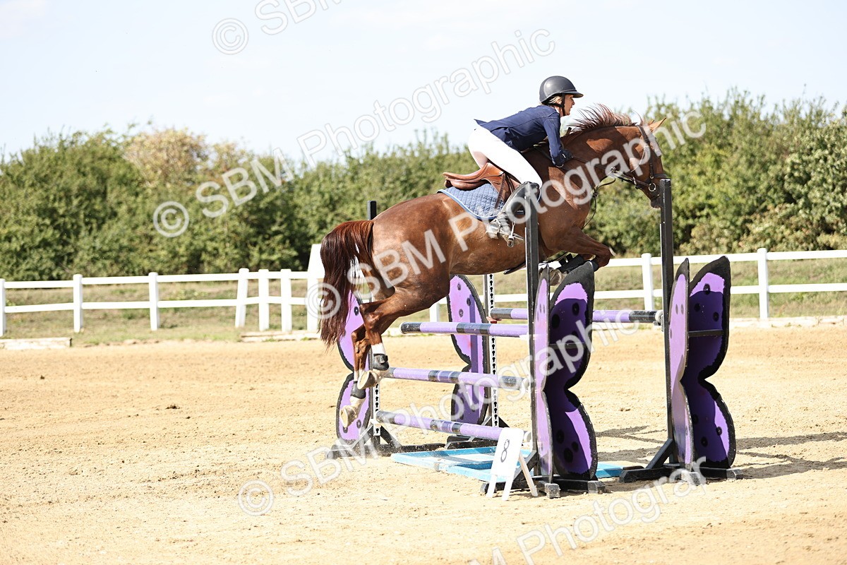 SBM_005157 - Class 6 = Senior Newcomers - 1.10m Open