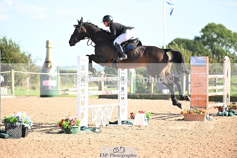 240913A-155511-05103 - Cls 18 National 1.40m Open