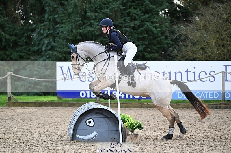 241117-115611-03775 - Cls 2 80-85cm 11.20 to 12.30