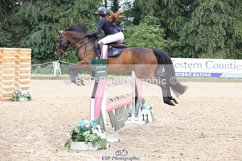 230618-103343-10208 - Cls 19 Pony Intro 1m