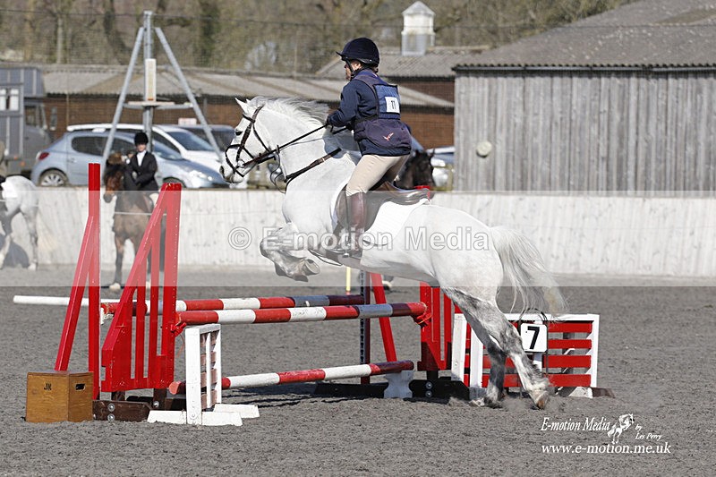 _EST0585 - Bourne Valley Riding Club Winter Showjumping 27/03/22