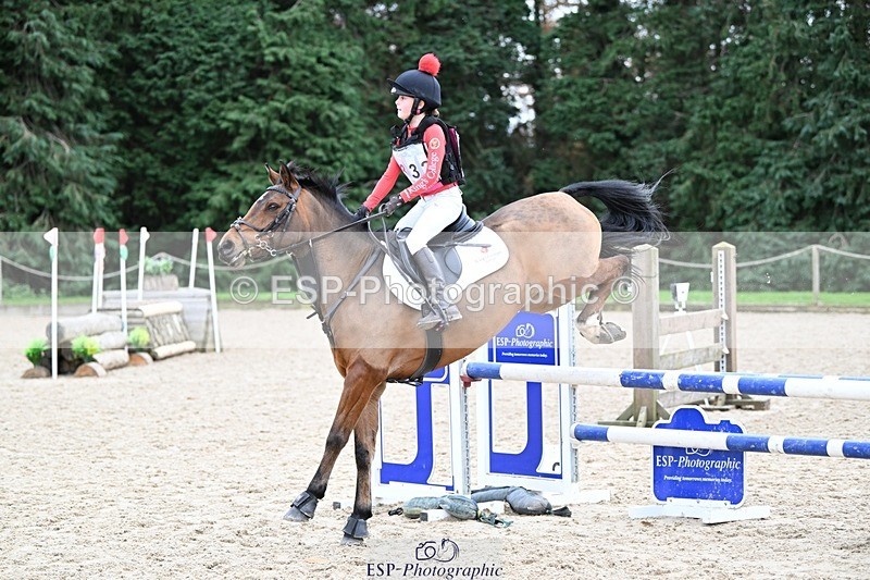 241117-125834-04011 - Cls 3 90-95cm 13.00 to 14.00