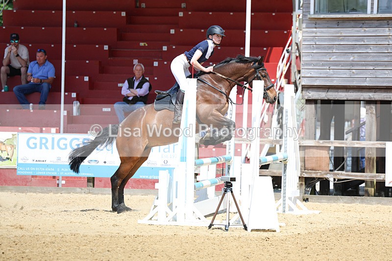 3E7A9944 - Class 9: Senior BN/90cm open