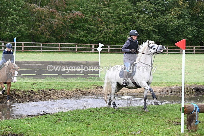 WJ6_5498 - Time at Photographer 12:31 to 12:40