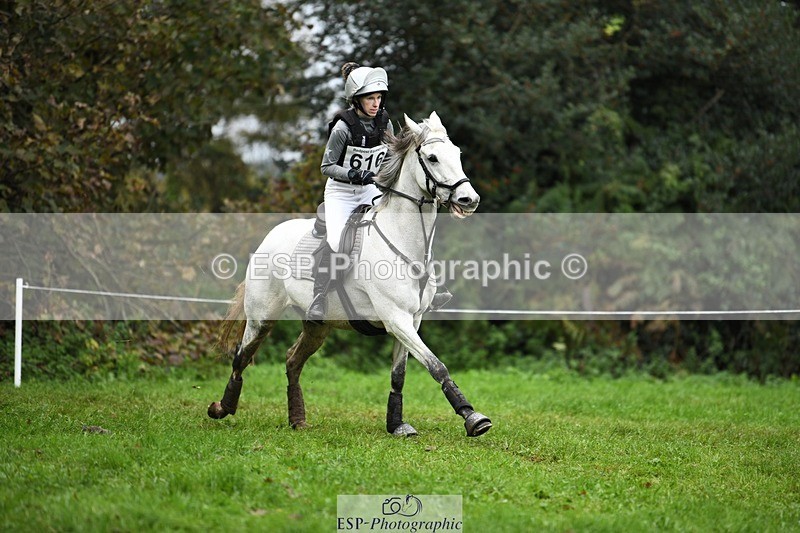 231021-100047-14059 - 616-HER.NAME.IS.LOLA-Emma.Farrar-SC+XC