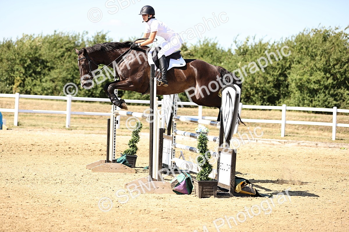 SBM_015452 - Class 16 - Senior foxhunter - 1.20m Open
