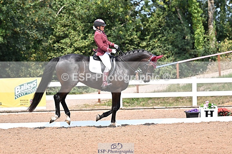 250816-133433-05137 - 035-Jane.LittlejohnNot.just.anyone