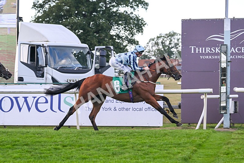 150825-Race 2-Hasbro Market-2551 - Race 2