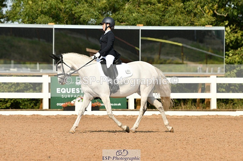 250817-102155-07848 - 207-Esme.LangBrouwershaven.Silvia