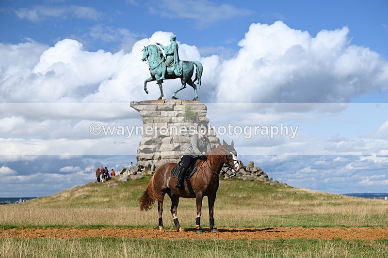 DSC_0224 - Time at Statue 15:58 to 16:05