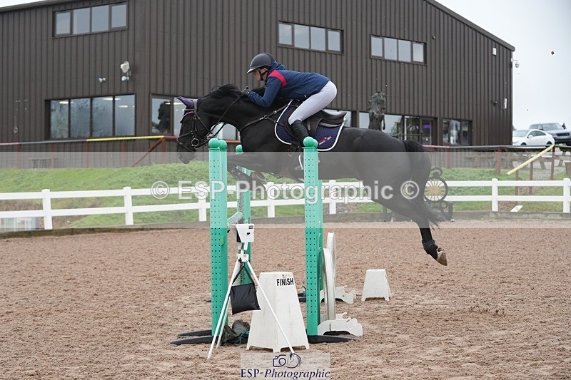 251107-124336-00774 - Cls 5 Newcomers and 1.10m Open