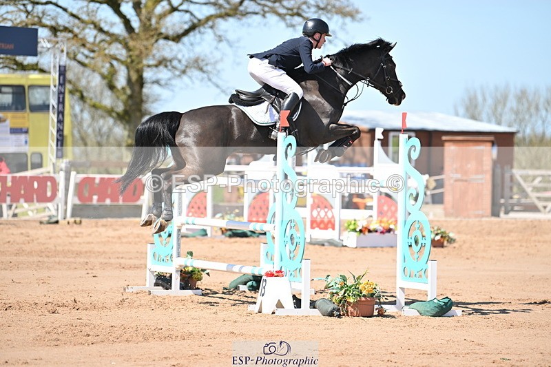 240420A-134339-11453 - Cls 7, 2 Star Medium Tour 1.35m