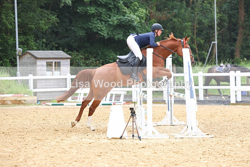 3E7A5647 - Class 4: Senior British Novice/90cm open