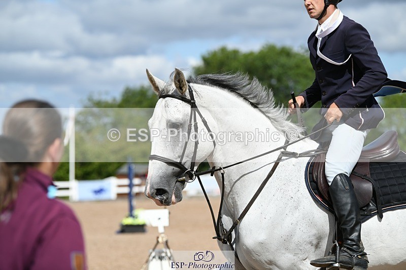 250801-104808-04445 - Cls 21 A&B Snr Disc & 1.00 Open