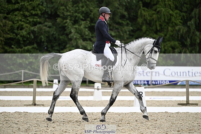 240523-143658-05059 - 433-EN_TARO_DES_VERNIER-Oliver_Townend