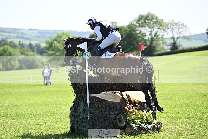 240525-110111-12405 - 324-COOMBELAND_SEMILLY-Rupert_Batting