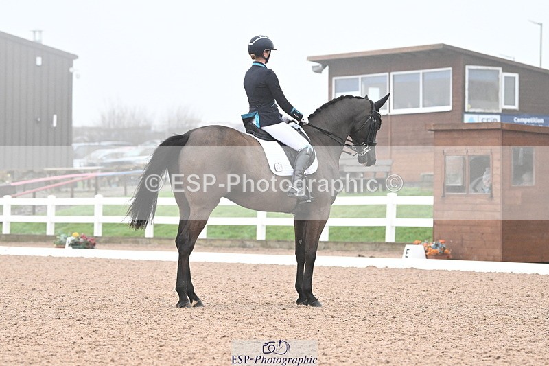 240217A-095109-00638 - 218-Jessica.Davies-Nemo.II