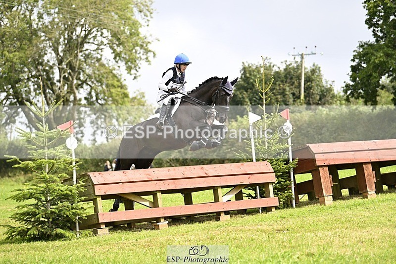 240831A-114431-01636 - 110-Laura.Pritchard-TOUCH.OF.SILK.I