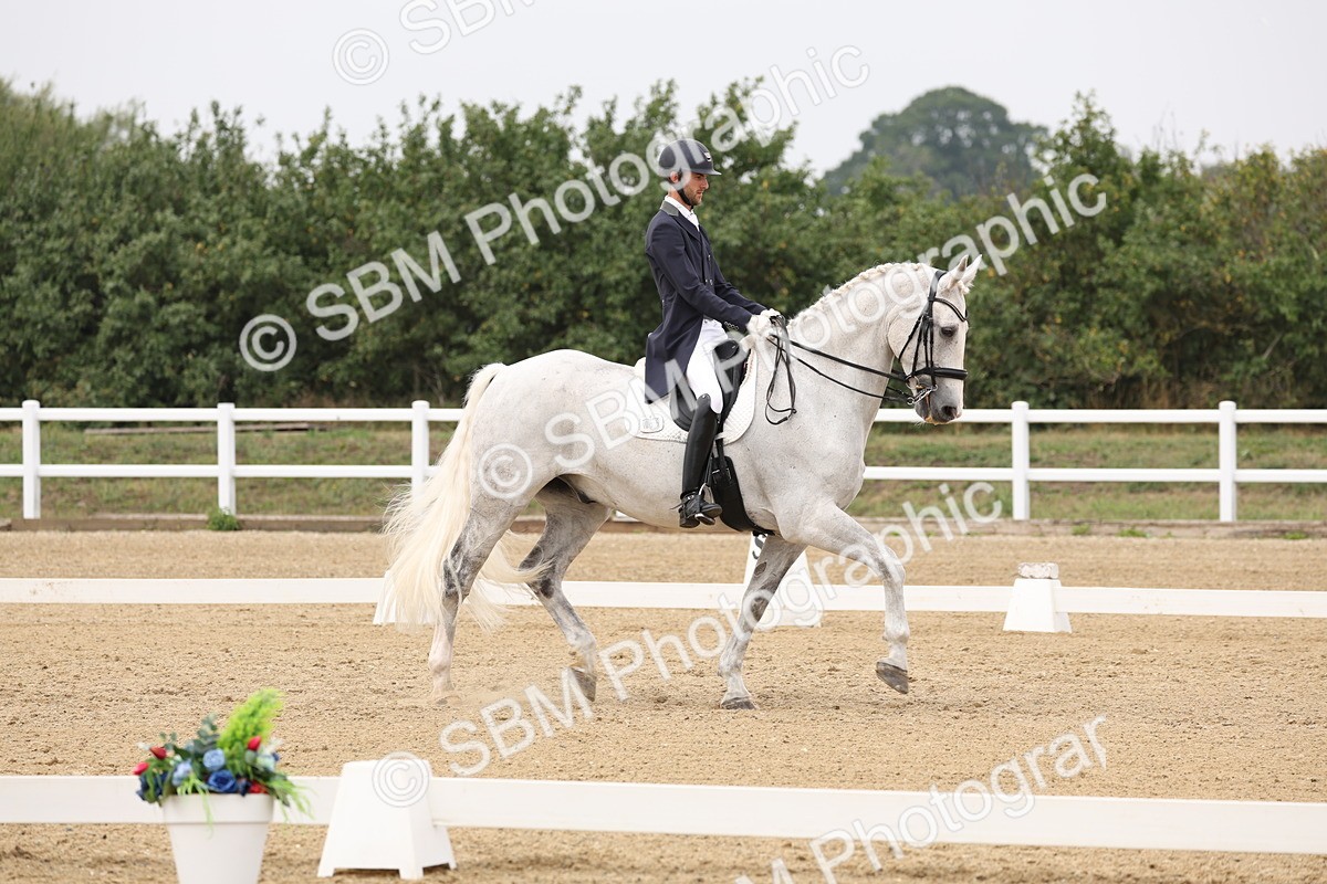 SBM_008148 - Class 10 - FEI INT I - 16.10-16.50