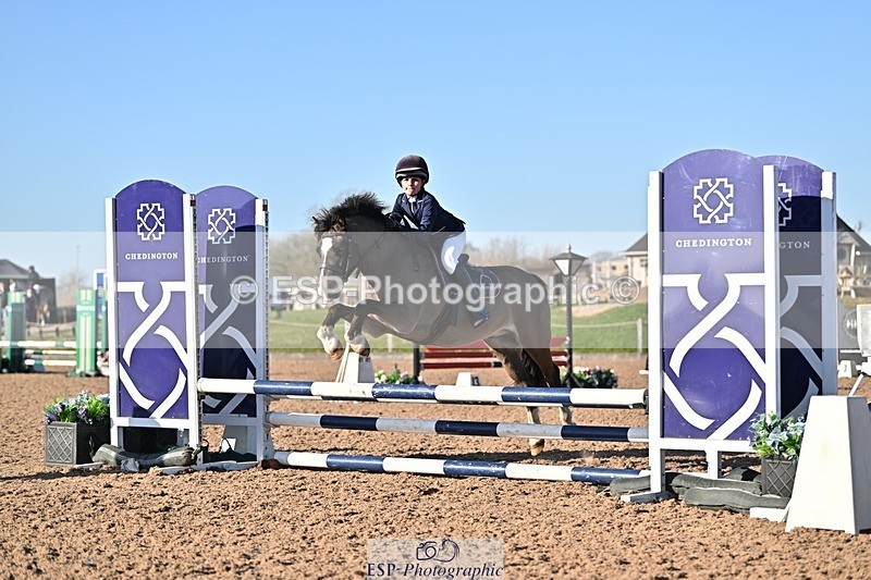 250401-172153-00379 - 70cm classes