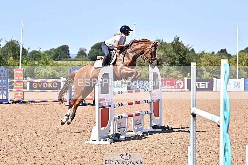 260812-125314-00525 - Cls 6 Foxhunter and 1.20m