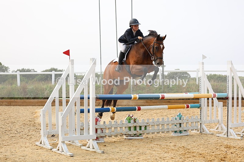 3E7A2709 - Class 9: Senior 1.15m Open