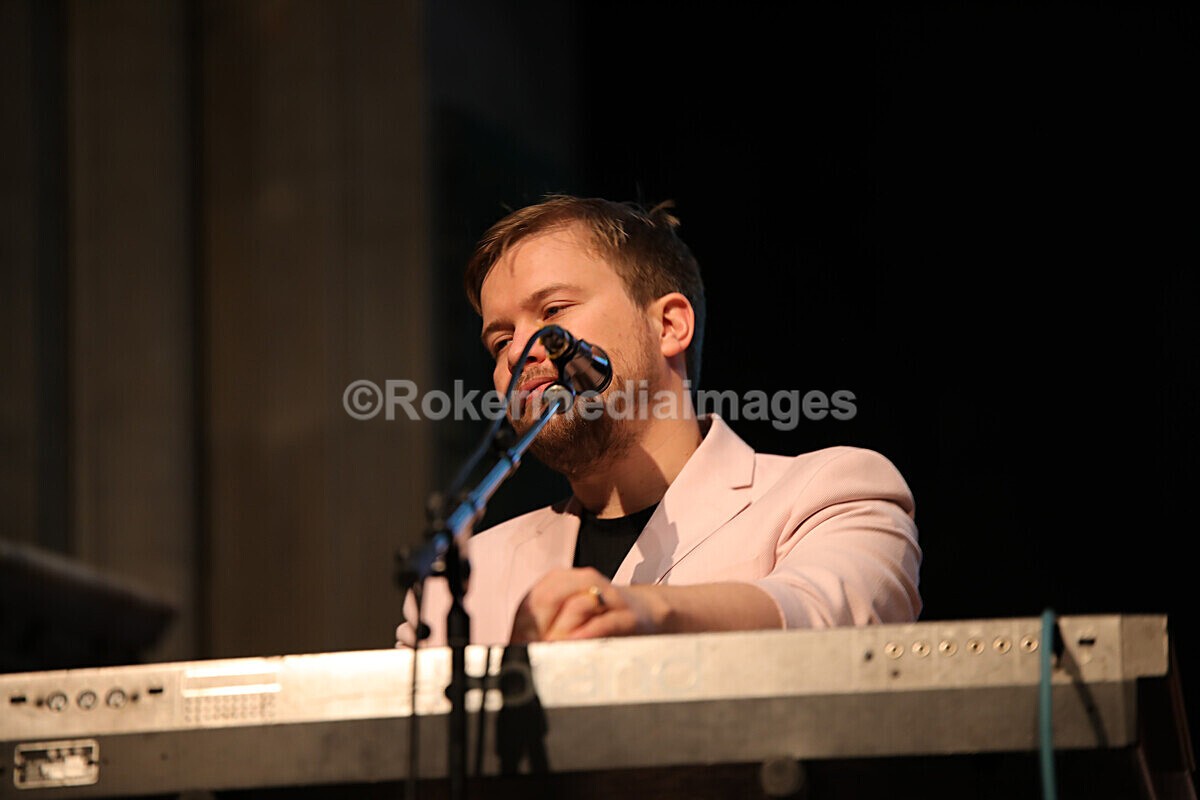 FOLK N BLUES-536 - FOLK and BLUES SEPT 2022