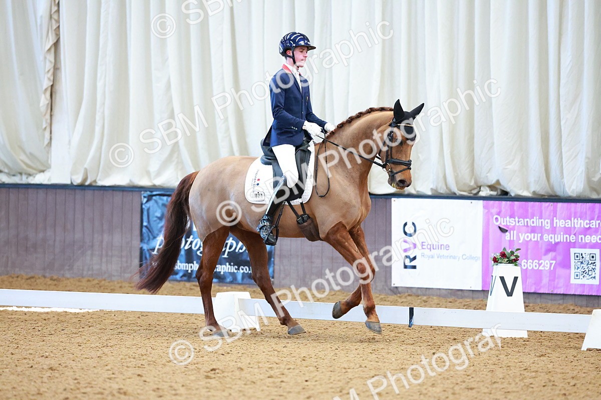 SBM_001328 - Class 18-15-16-22 - Elementary 5 Novice 5-Novice 6