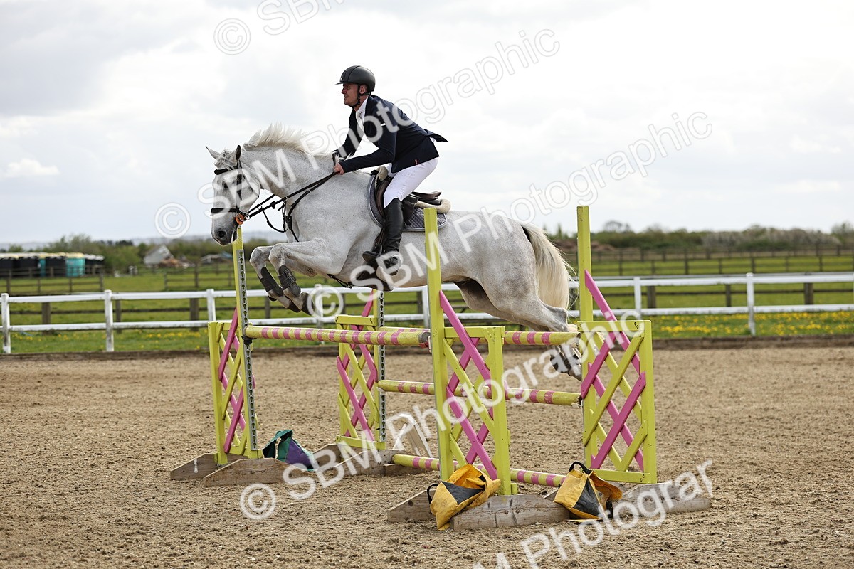SBM_001474 - Class 5 -Senior Foxhunter - 1.20m
