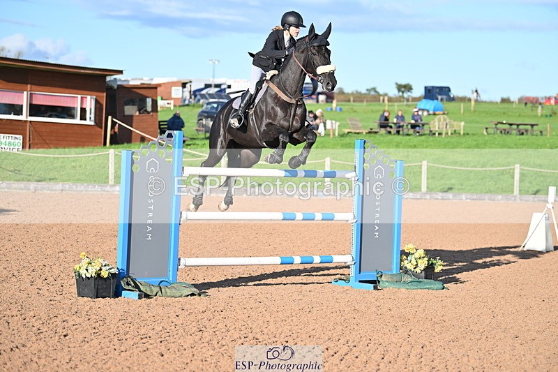 231014A-182230-06568 - Cls 21 National 1.30 & 1.40m Open