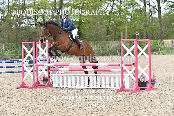 BPP_6959 - CLASS 4 FRI Senior BritiNovice/ 90cm Open