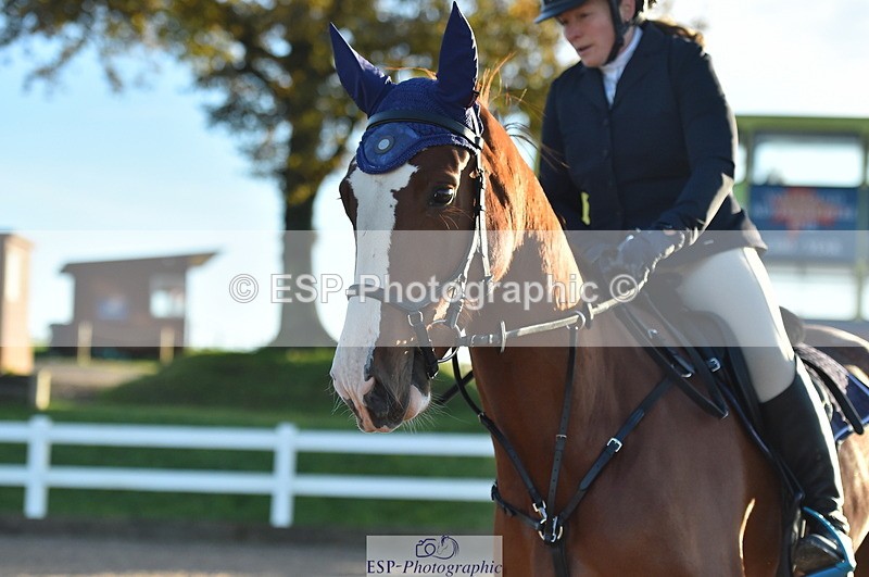 231111A-020636-01165 - Cls 8 Clear Round