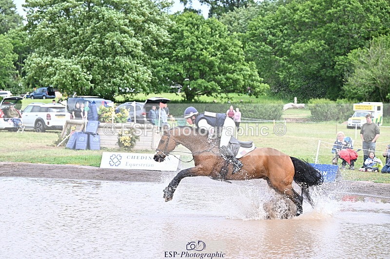 250525A-143235-16505 - D-460-Jenny.Caras-SOMMERSBY