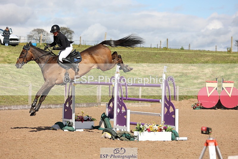 240419A-160902-09185 - Cls 10, 2 Star Big Tour 145cm  15.45 to 16.35 break