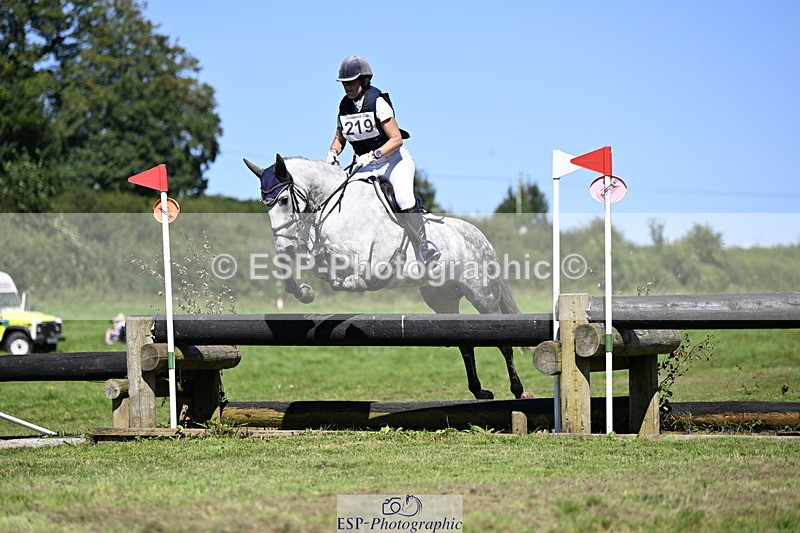 240811A-145529-05188 - 219-